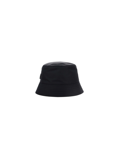 Prada Logo Bucket Hat In Black