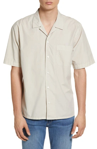 Frame Cotton Short Sleeve Button-up Camp Shirt In Grey Green