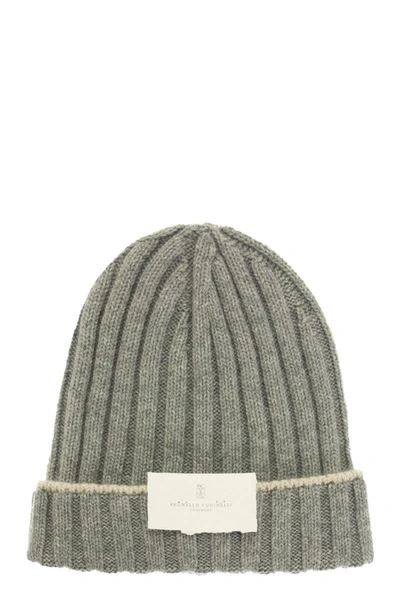 Brunello Cucinelli Ribbed Knit Cashmere Beanie In Grey