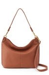 Hobo Pier Leather Tote In Cashew