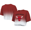 MAJESTIC MAJESTIC THREADS RED/WHITE CHICAGO BULLS REPEAT DIP-DYE CROPPED T-SHIRT