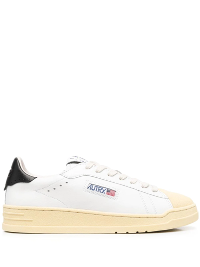 Autry Low-top Lace-up Sneakers In White