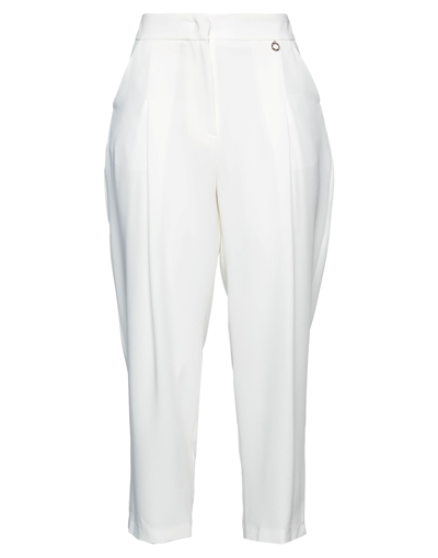 Relish Cropped Pants In White