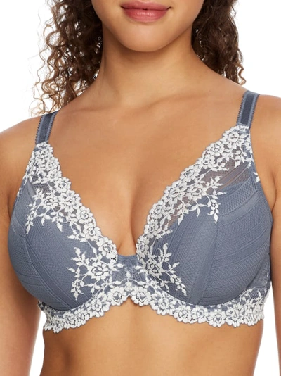 Wacoal Embrace Lace Plunge T-shirt Bra In Wild Wind,egret