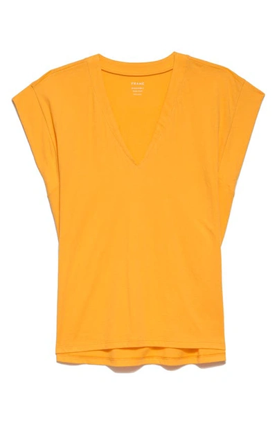 Frame Le Mid Rise V-neck Tee In Kumquat