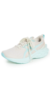 Asics Novablast 2 Running Shoe In Birch/clear Blue