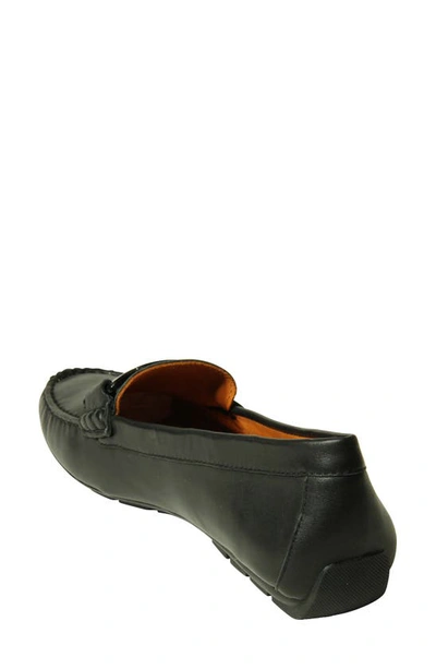 Vaneli Aiker Driving Loafer In Black