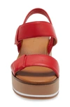 Caslon Briana Platform Sandal In Red