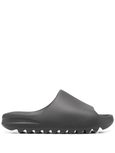 Adidas Originals Yeezy "granite" Slides In Grey