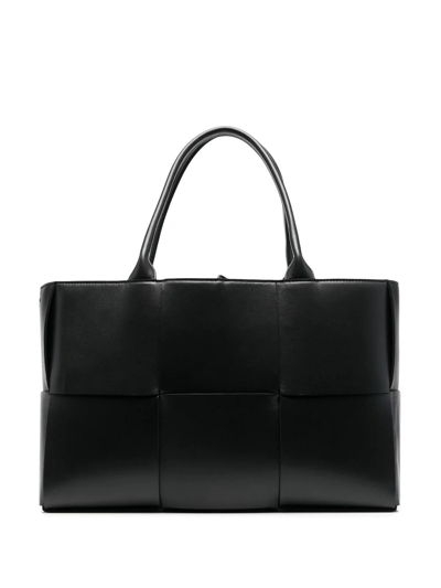 Bottega Veneta Intrecciato 皮革小号手提包 In Black