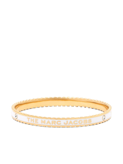 Marc Jacobs The Medallion Scalloped Bangle In Gold