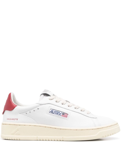 Autry Low-top Lace-up Sneakers In White