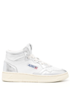 Autry Logo-patch Lace-up Sneakers In White