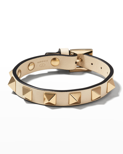 Valentino Garavani Rockstud Leather Buckle Bracelet In P45 Poudre