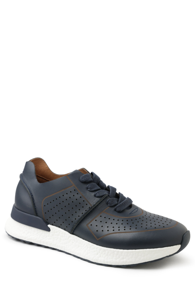 Gentle Souls By Kenneth Cole Laurence Jogger In Navy