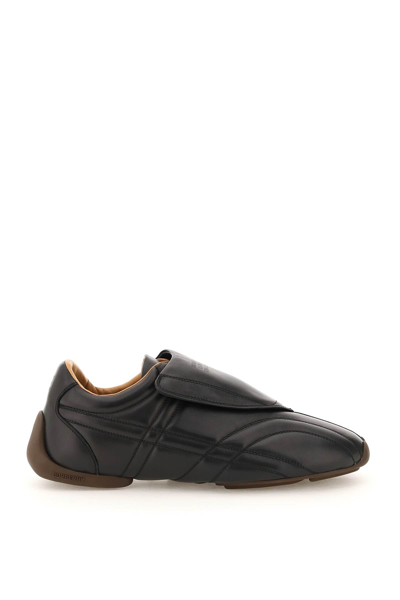Burberry Phoenix Leather Sneakers In Black