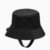 PRADA PRADA | BLACK RE-NYLON BUCKET HAT WITH ZIP POUCH