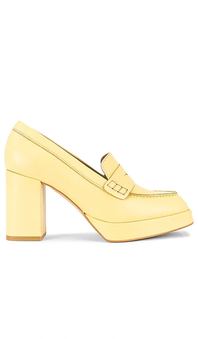 Alohas Busy Heel In Mellow Yellow