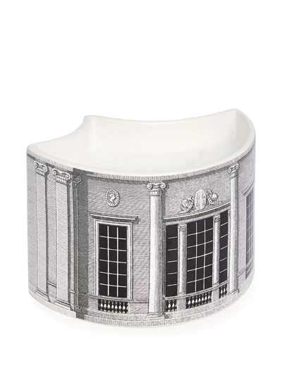 Fornasetti Architettura 香精蜡烛（310克） In Grey