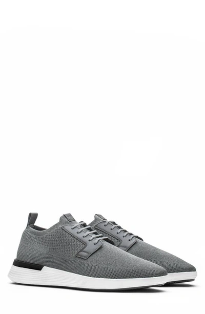 Wolf & Shepherd Swiftknit™ Derby In Heather Gray / White