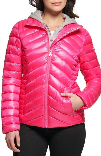 Guess Packable Water Resistant Puffer Jacket In Hot Pink