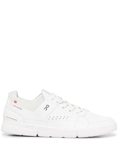 On Running The Roger Clubhouse Lace-up Trainers In White/sand