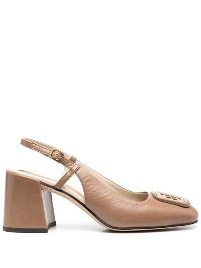 Tory Burch Logo-plaque Detail Pumps In Brown