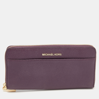 Pre-owned Michael Kors Plum Leather Mercer Zip Around Wallet In Purple