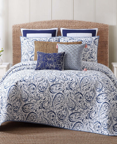 Oceanfront Resort Indienne Paisley Full/queen Quilt Set In Navy And White