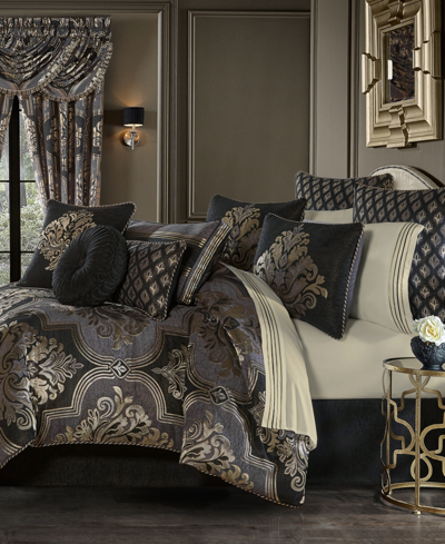 J Queen New York Savoy 4-pc. Comforter Set, Queen In Pewter