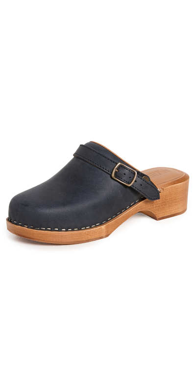 Re/done 70s Classic Suede Clogs In Black Leather