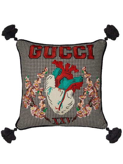 Gucci 心形贴片刺绣抱枕 In Schwarz