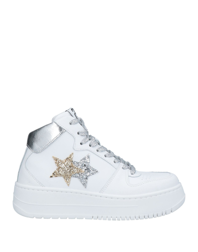 2star Sneakers In White