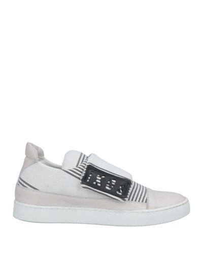 Ixos Sneakers In White