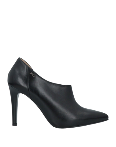 Nero Giardini Pumps In Black