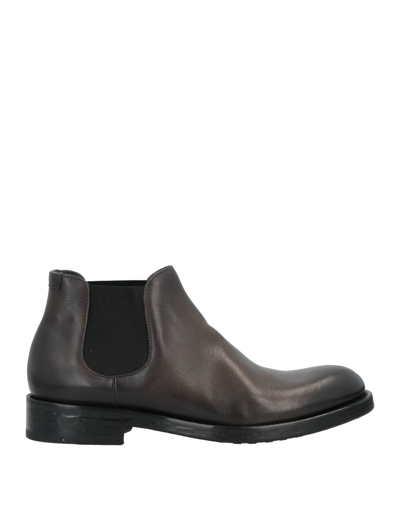 Doucal's Ankle Boots In Grey