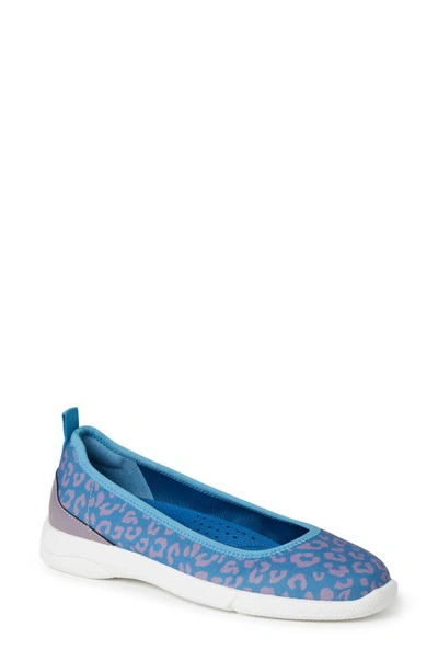 Original Comfort By Dearfoams Mia Easy Foam Flat In Blue Leopard
