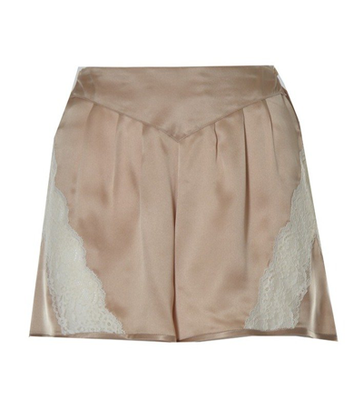 Maison Margiela Lace Detailed Lastic Waist Shorts In Beige