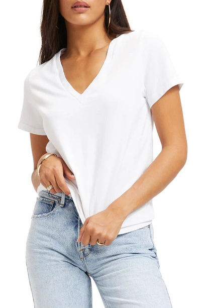 Good American V-neck Girlfriend T-shirt In White001
