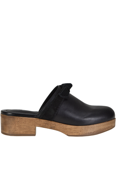 Alexandre Birman Clarita Leather Knot Mule Clogs In Black