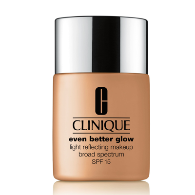 Clinique Even Better Glow Light Reflecting Makeup Broad Spectrum Spf 15 In Ginger