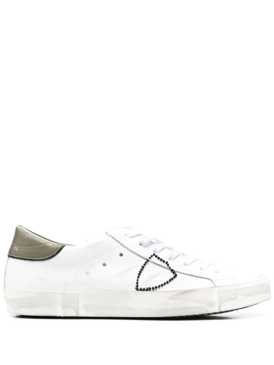 Philippe Model Paris Crest-motif Lace-up Sneakers In White
