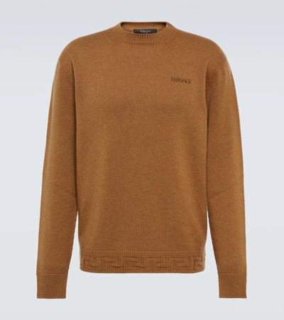 Versace La Greca Cashmere Sweater In Tawny Brown