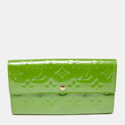 Pre-owned Louis Vuitton Vet Tonic Monogram Vernis Sarah Wallet In Green