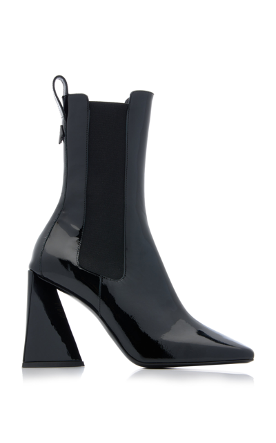 Attico Devon Patent Leather Chelsea Boots In Black