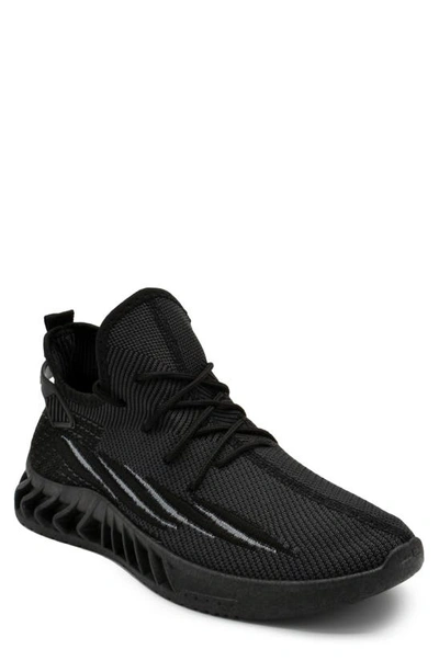 Akademiks Fit 3.0 Jogger Sneaker In Black
