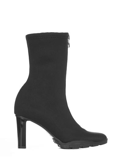 Alexander Mcqueen Slim Tread Boots In Black