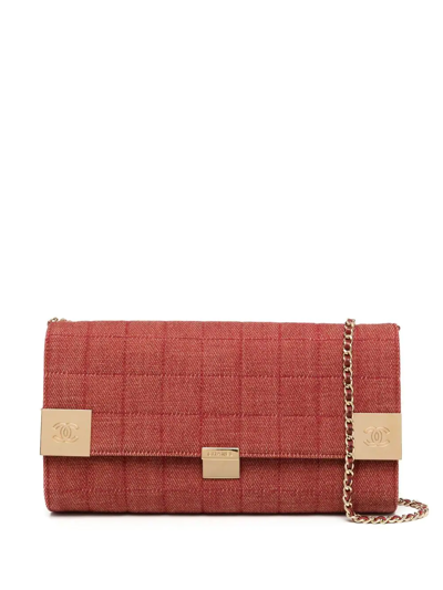 Pre-owned Chanel 2002 Choco Bar Chain Shoulder Bag In Red