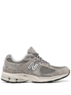 NEW BALANCE 2002 R PROTECTION PACK SNEAKERS