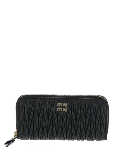Miu Miu Logo Zip Wallet In Black